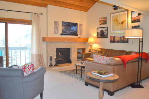 Fireplace Mantle | Before and After | Shannon Bieter Interiors